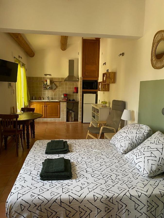 Les Celestins - Studios Independants Carpentras Exteriér fotografie